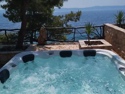 hot-tub
