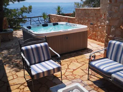 hot-tub