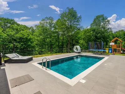 pool