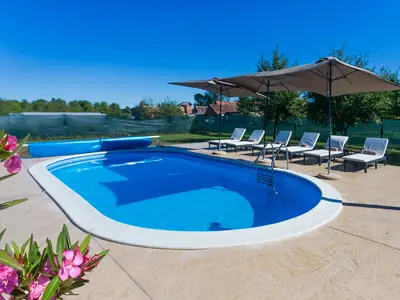 pool