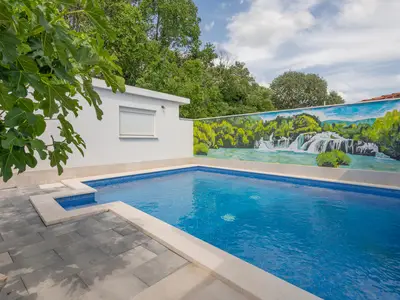 pool