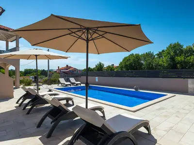 pool