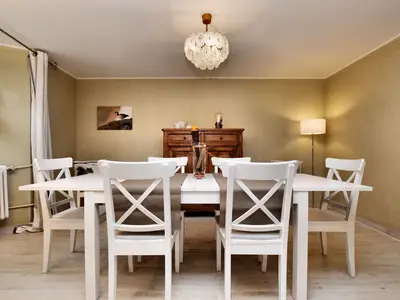 DiningRoom