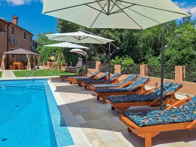 pool