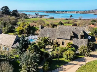 Ferienhaus für 13 Personen (250 m²) in Runigou 1/10