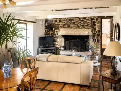 Ferienhaus für 13 Personen (250 m²) in Runigou 9/10