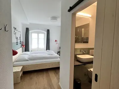 Doppelzimmer mit Dusche/Bad (5x)