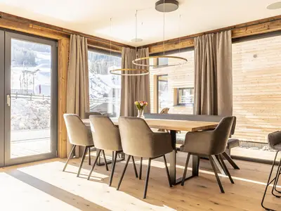 DiningRoom