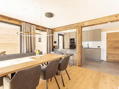 DiningRoom