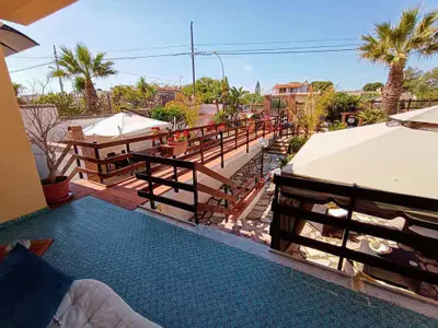 Ferienhaus für 8 Personen (120 m²) in Triscina 6/10