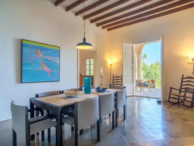 DiningRoom