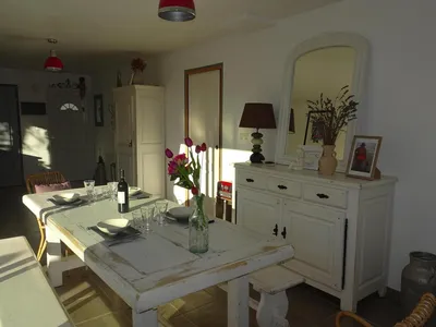 DiningRoom