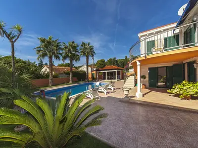 pool