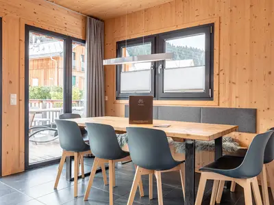 DiningRoom
