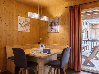 DiningRoom