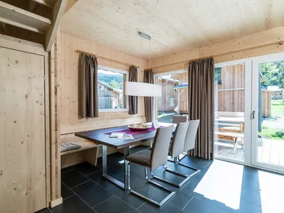 DiningRoom