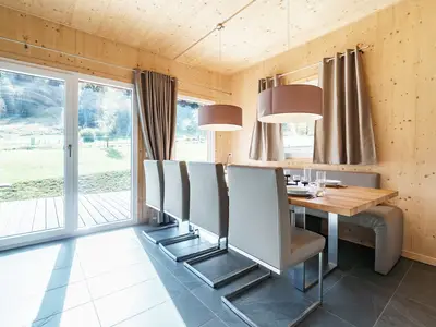 DiningRoom