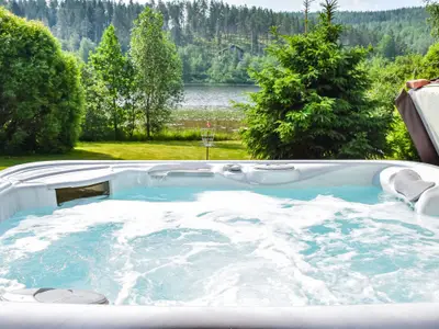 hot-tub