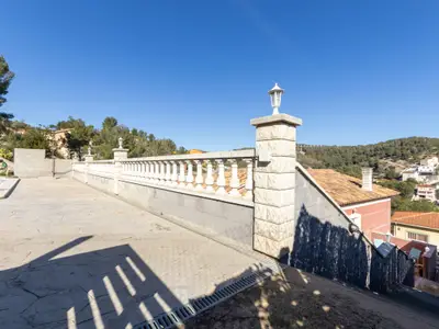 exterior exterior
