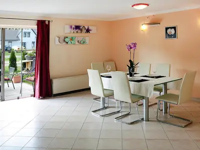 DiningRoom
