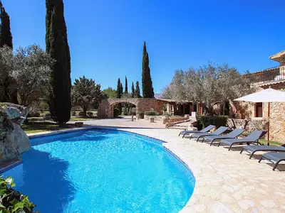 PoolOfHouse