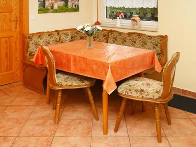 DiningRoom