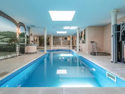 pool