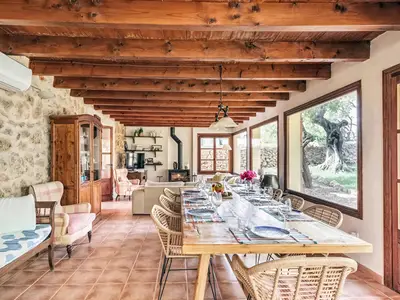 DiningRoom