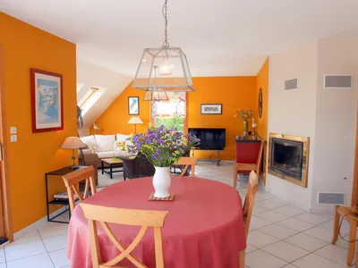DiningRoom
