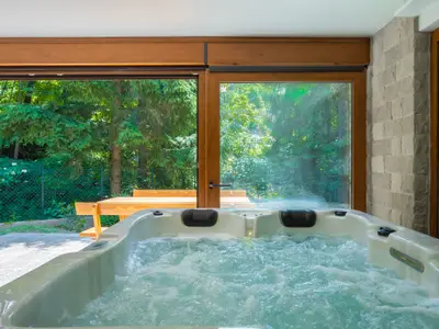hot-tub