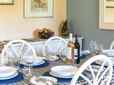 DiningRoom