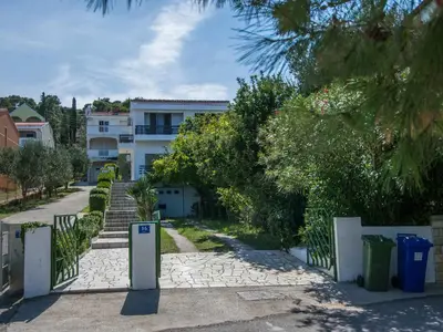 Ferienhaus für 8 Personen (180 m²) in Tkon 9/10