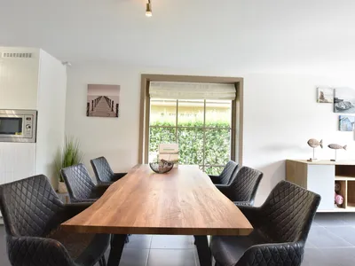 DiningRoom