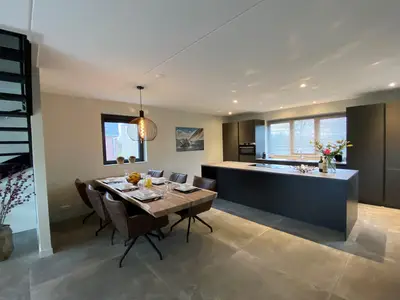 DiningRoom