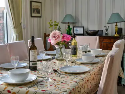 DiningRoom