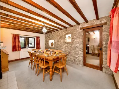 DiningRoom