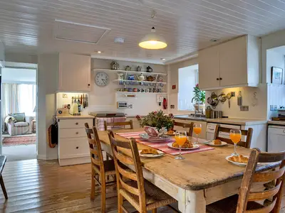 DiningRoom