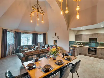 DiningRoom