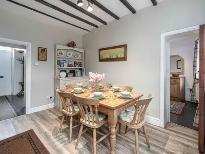 DiningRoom