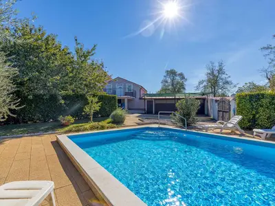 Ferienhaus für 6 Personen (120 m²) in Rajki 1/10
