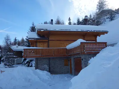 ExteriorWinter