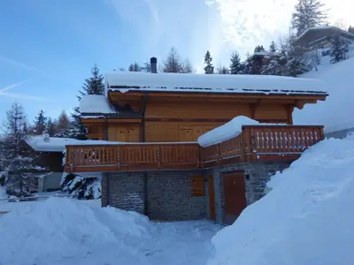 ExteriorWinter