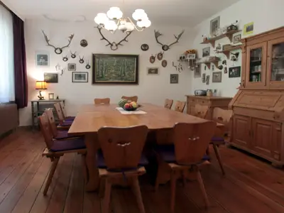 DiningRoom