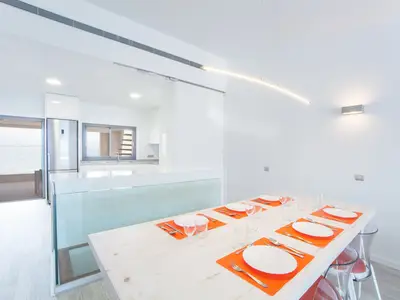 DiningRoom