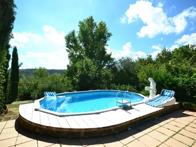 PoolOfHouse