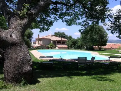 PoolOfHouse