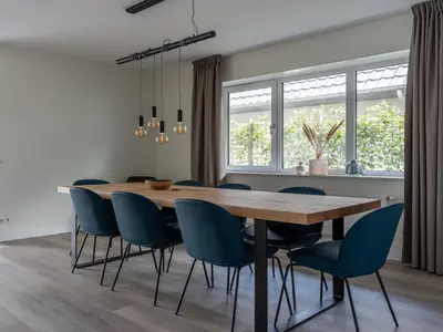 DiningRoom