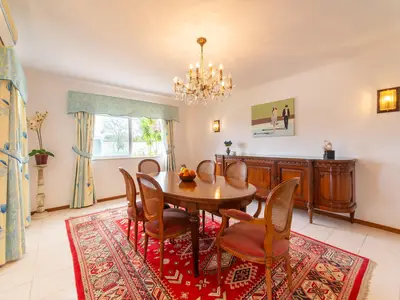 DiningRoom