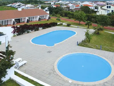 PoolOfHouse
