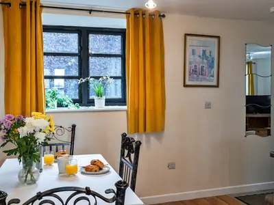 DiningRoom